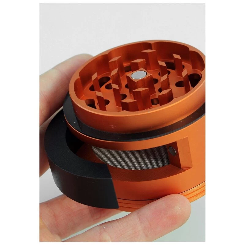 Black Leaf Kräuter-Mühle, Metall-Grinder, CNC-Grinder, ALU-Grinder | 3-teilig | 48 X 64 Mm | Schaber, Pollum-Sieb | Diamantschliff-Zähne | Aluminium, Rasta | Mit Entnahme-Klappe / Tür | Dooor – Bild 4